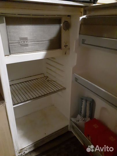Холодильник бу маленький высота 87 см
