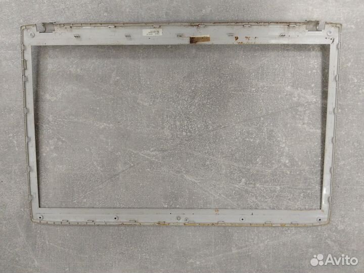 Рамка матрицы Samsung R730 BA75-02397B