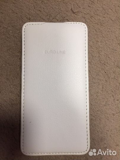 Чехол на телефон