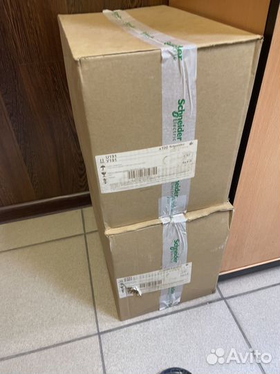 Коробка ответвительная скрытая schneider u191