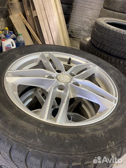 R16 Gislaved Nord Frost 5 205/60, PCD 5x112 DIA 57.1