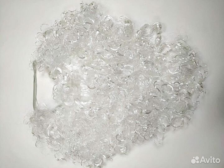 Борода кудрявая белого цвета 50 см