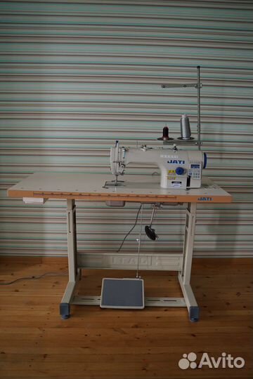 Прямострочная швейная машина автомат jati