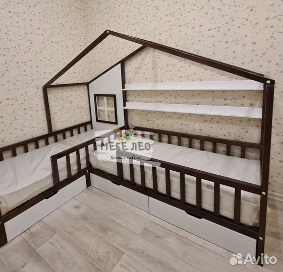 Кровать домик