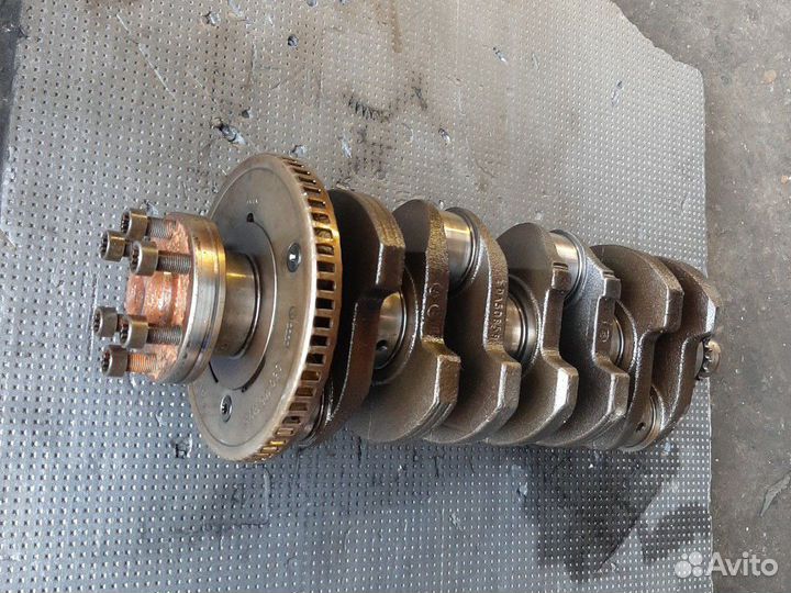 Коленвал Фольксваген BLX BVX BLY BVZ BLR BVY AXX B