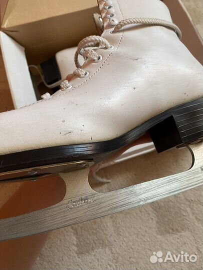 Коньки фигурные