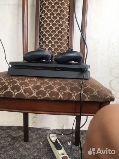Sony playstation 4 slim