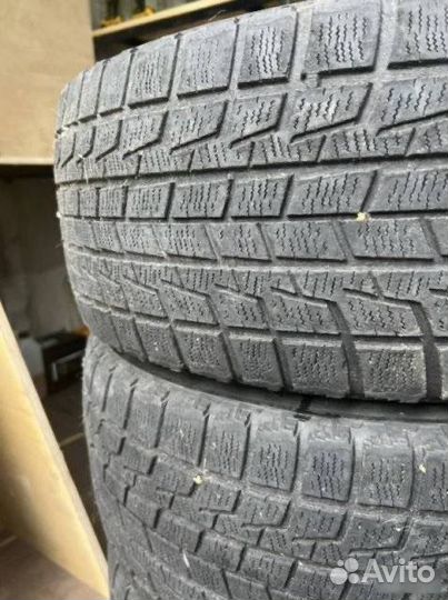 Bridgestone Blizzak Revo1 225/55 R17 116V