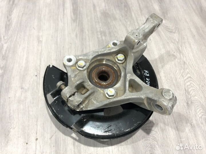 Кулак поворотный передний правый Chevrolet Cruze