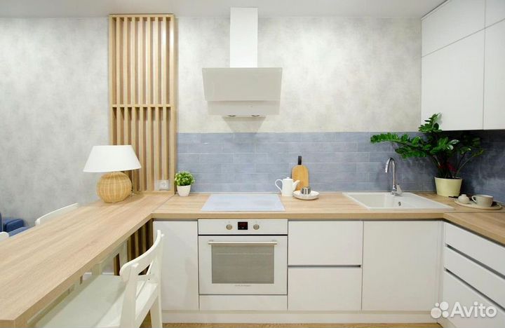 Кухонный гарнитур в современном стиле на заказ