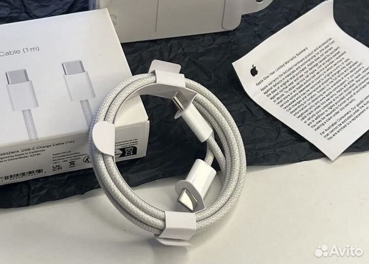 Кабель Apple