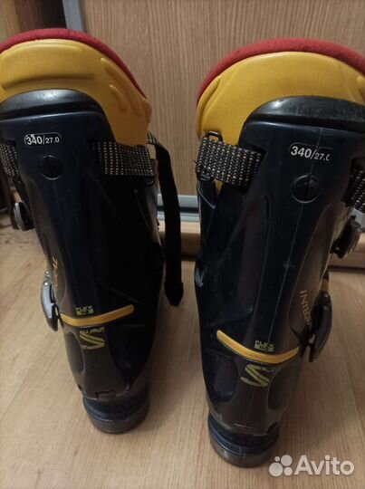 Горнолыжные ботинки
