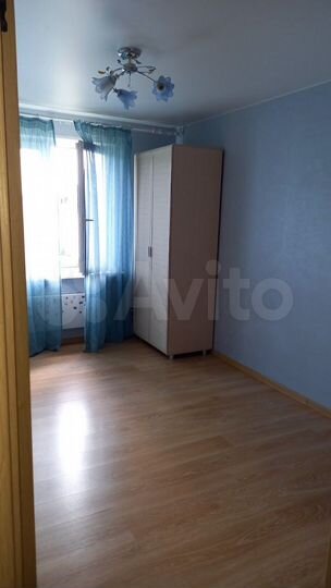 2-к. квартира, 52 м², 4/4 эт.