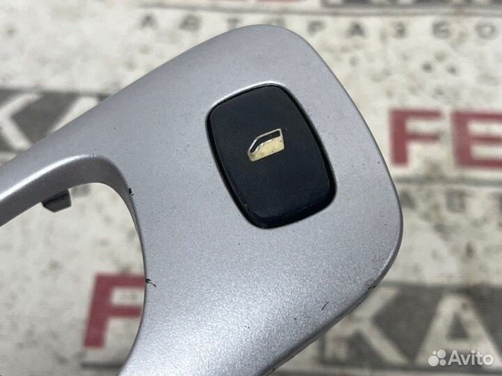 Кнопка стеклоподъемника задняя левая Peugeot 307