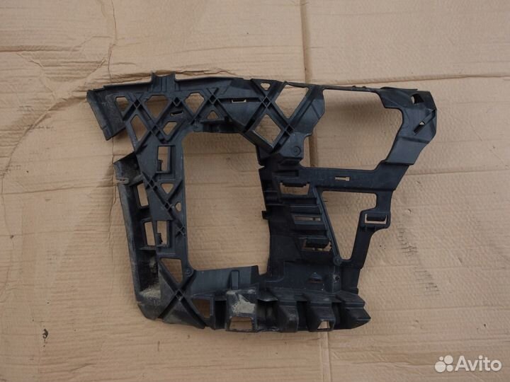 Golf 12 Крепление бампера передние правое (Китай)