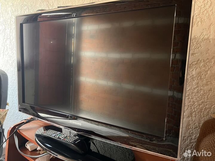 Телевизор samsung