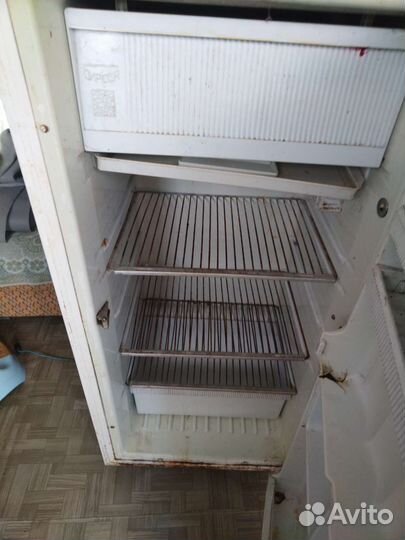 Холодильник бу маленький