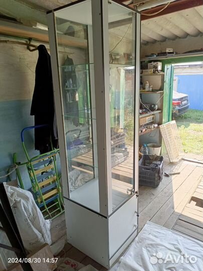 Стеклянная витрина бу