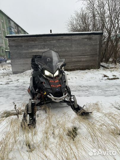 Снегоход Polaris