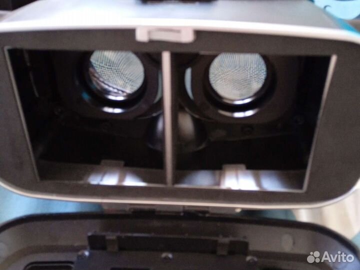 Очки Виртуальной реальности с пультом для телефона