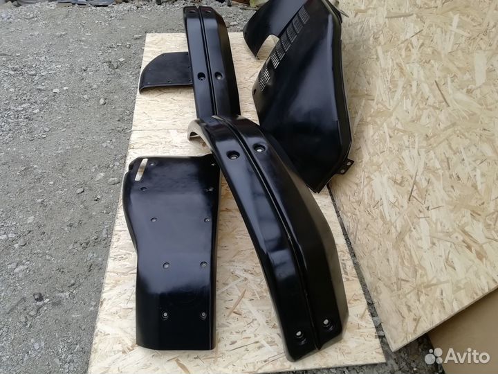 Щитки на мини-экскаватор yanmar B3U/B4U
