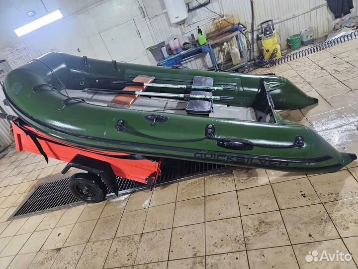 Лодка quicksilver 340