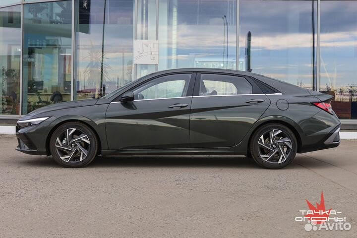 Hyundai Elantra 1.5 CVT, 2023, 60 км