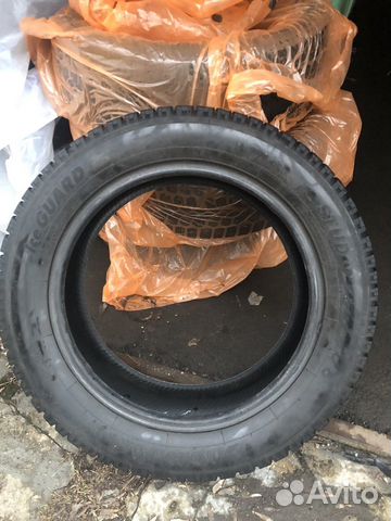 Yokohama Ice Guard Stud IG55 215/60 R17 96Q