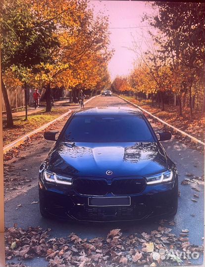 Картина по фото вашей машины со светящимися фарами