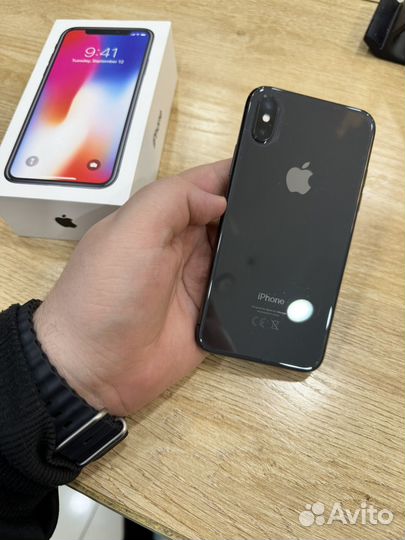 iPhone X, 64 ГБ