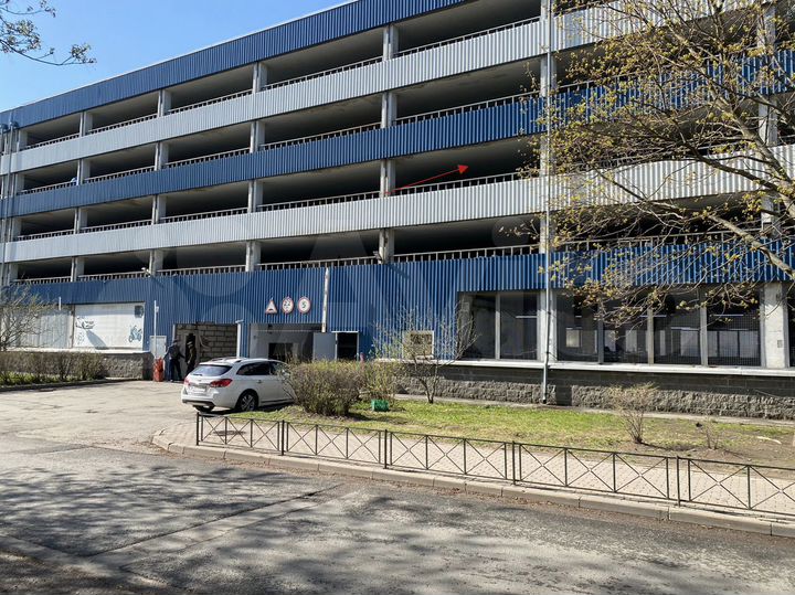 Машиноместо, 13 м²