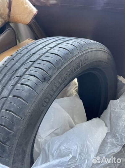 Continental ContiPremiumContact 2 215/55 R17 94V