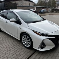 Toyota Prius PHV 1.8 CVT, 2017, 100 000 км, с пробегом, цена 2 100 000 руб.