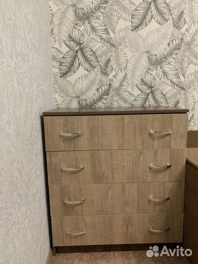 Шкаф,стол,комод