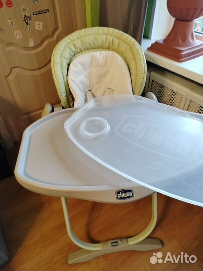 Детский стульчик для кормления chicco