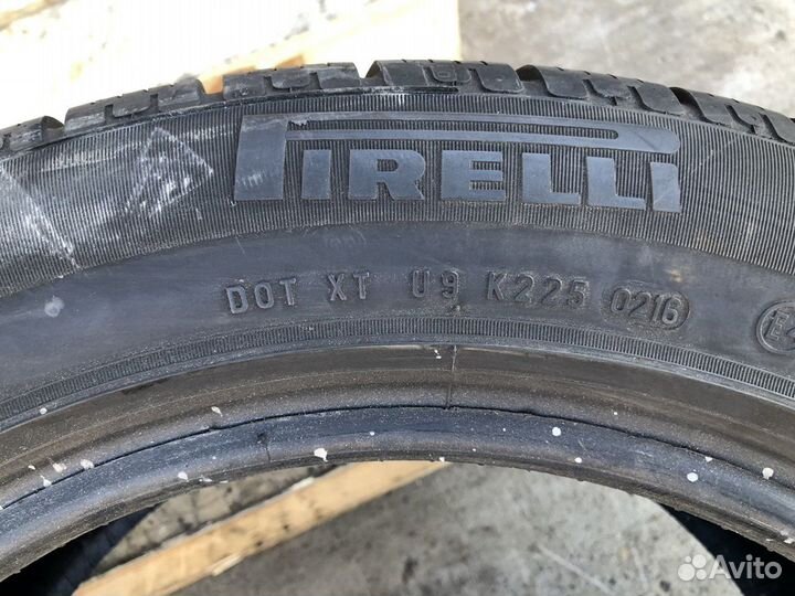 Pirelli Winter Sottozero 240 Serie II 235/50 R17