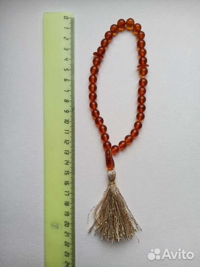 Четки из прессованного янтаря разные