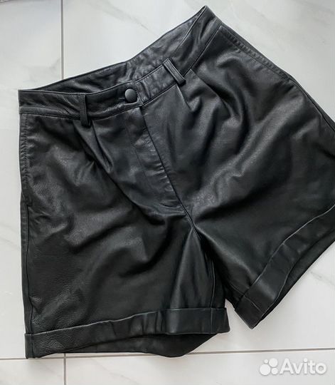 Кожаные шорты