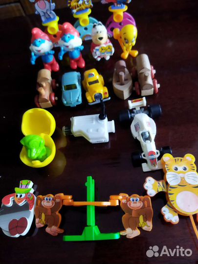 Игрушки из киндеров