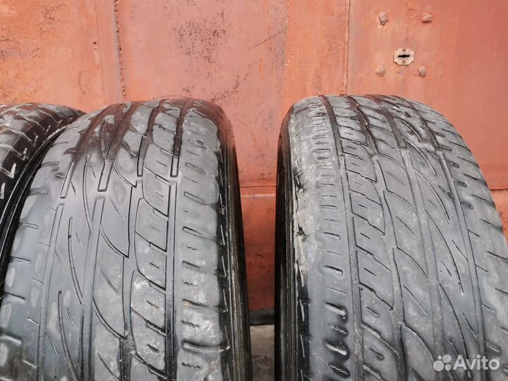 Nitto NT850+ Premium 225/65 R17