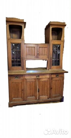 Старинный буфет