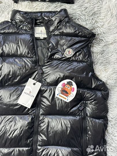 Жилетка moncler глянцевая