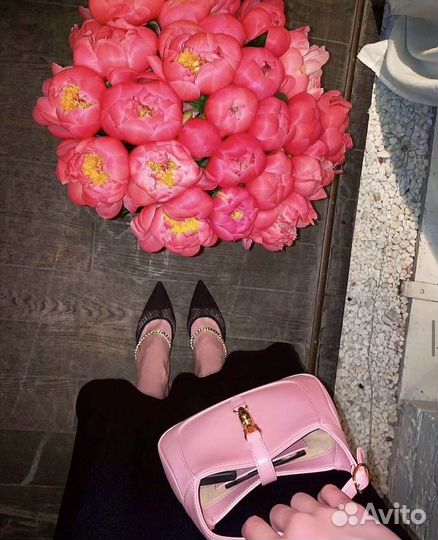 Коралловые пионы