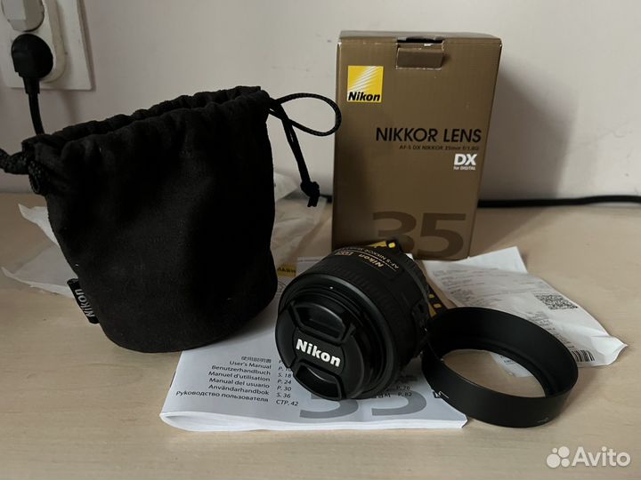 Объектив Nikkor 35mm f/1.8G DX