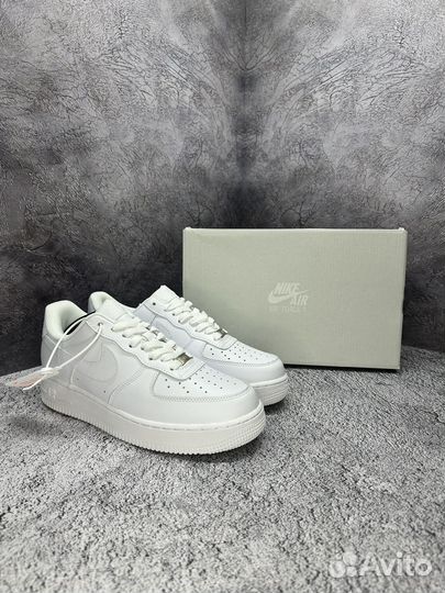 Кроссовки Nike Air Force