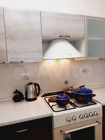 1-к. квартира, 42 м², 2/10 эт.