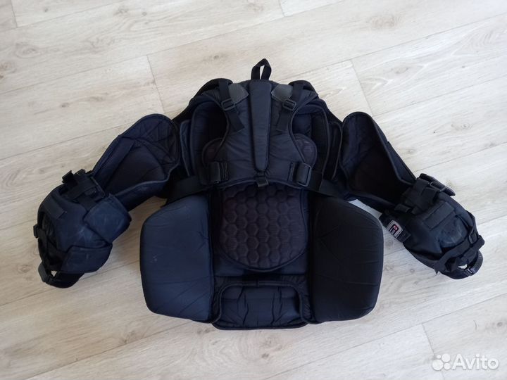 Нагрудники вратарские взрослые (SR)