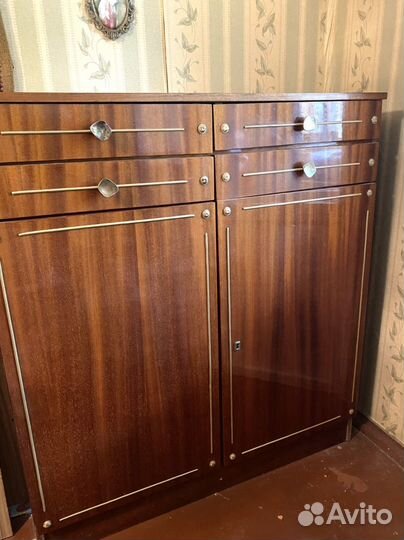 Шкафы и комоды б/у, Румыния, винтаж, 80-е