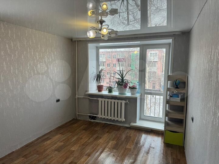 1-к. квартира, 32 м², 4/4 эт.