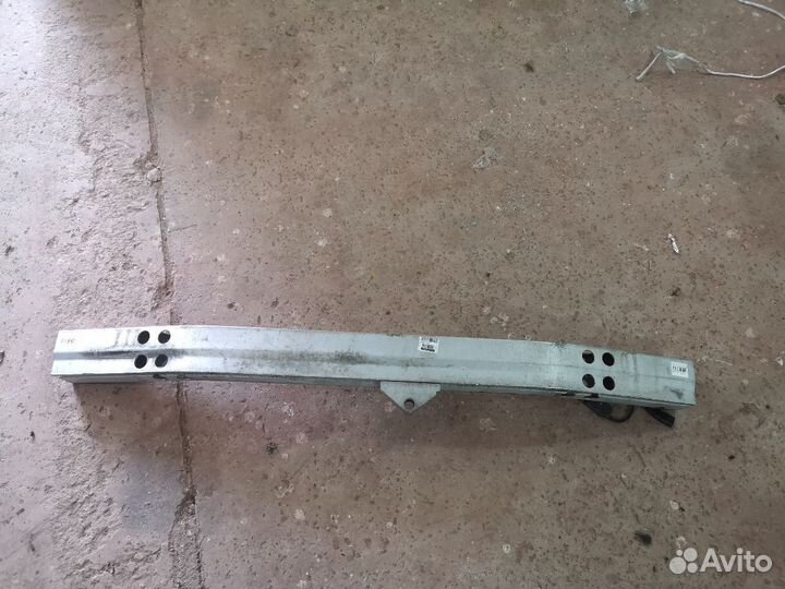 Усилитель бампера nissan fuga y50